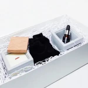 AROMA SET: Cвеча ONE AND ONLY + Диффузор с вулканическими камнями SANDALWOOD - фото 2